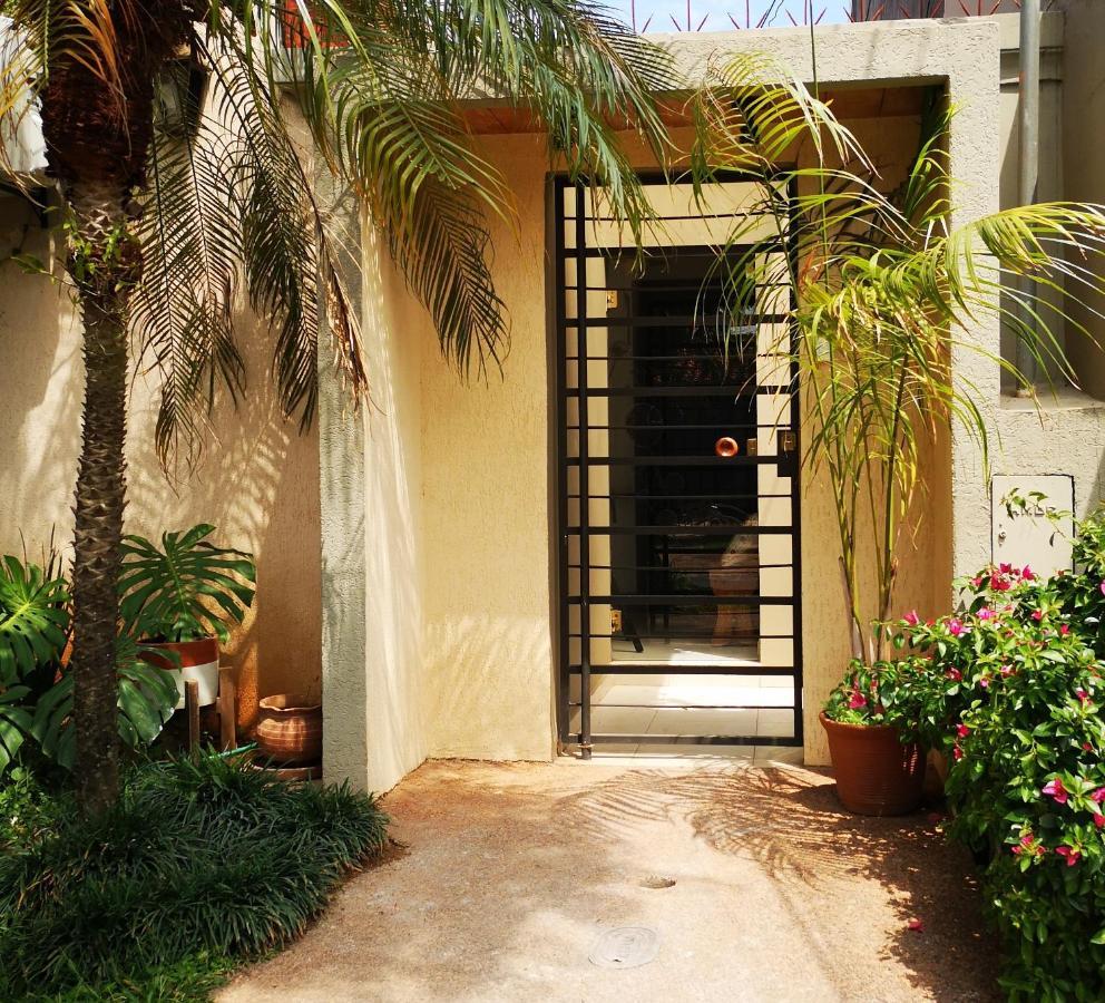 Violeta Roga Assunção Exterior foto